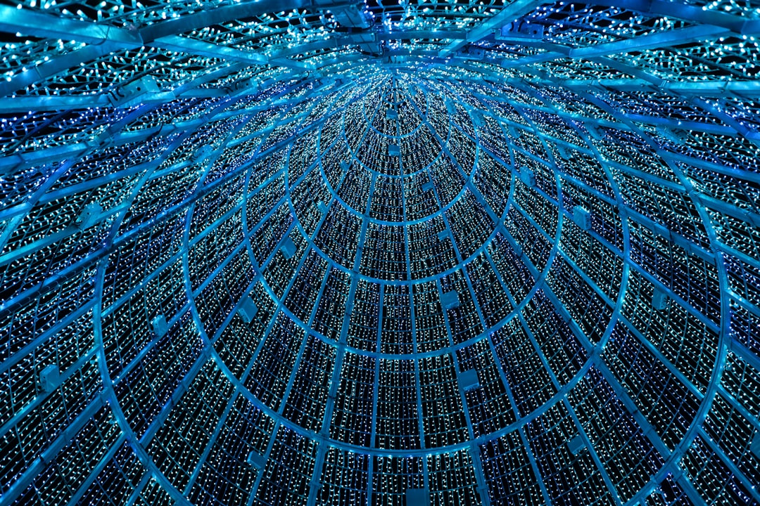 Agjentët AI dhe Siguria Kibernetike: Rreziqet dhe Mbrojtja — TechAlb Blog