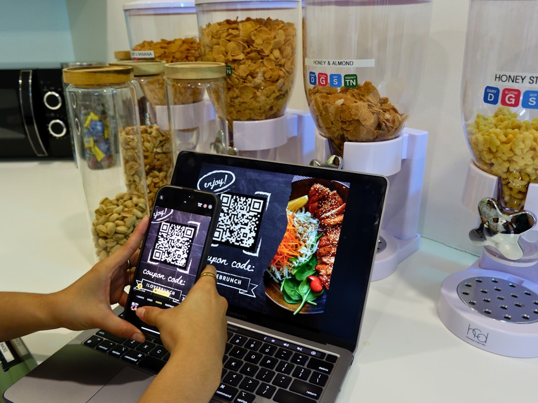 Pse Menutë Online me Kod QR po Ndryshojnë Industrinë e Restoranteve — TechAlb Blog